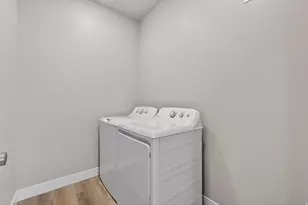 127 W 2725 N, Cedar City, UT 84721 - Photo 8