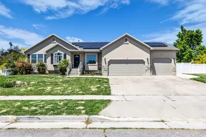 1368 W 2920 S, Syracuse, UT 84075 - Photo 2