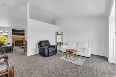 1368 W 2920 S, Syracuse, UT 84075 - Photo 4