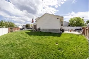 3048 W Linton Cir S, West Jordan, UT 84088 - Photo 24