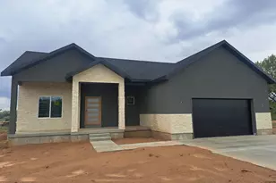 553 W 1500 S, Vernal, UT 84078 - Photo 2