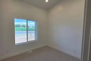553 W 1500 S, Vernal, UT 84078 - Photo 22