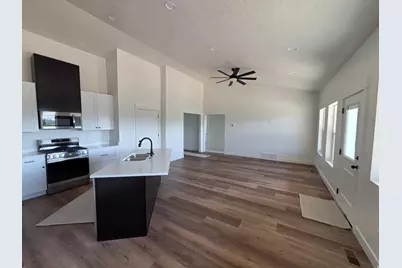 553 W 1500 S, Vernal, UT 84078 - Photo 6