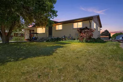386 S 600 W, Tremonton, UT 84337 - Photo 2