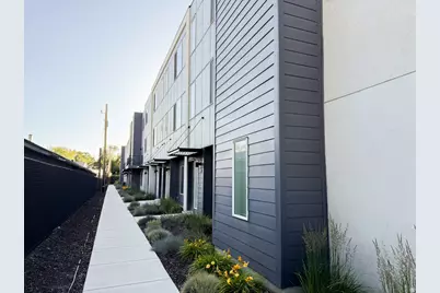 359 N 700 W #3, Salt Lake City, UT 84116 - Photo 2