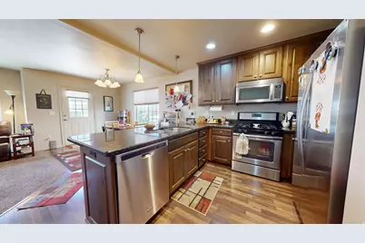 1674 Eastridge Rd, Price, UT 84501 - Photo 6