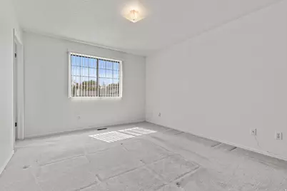 5643 S 2950 W, Roy, UT 84067 - Photo 6