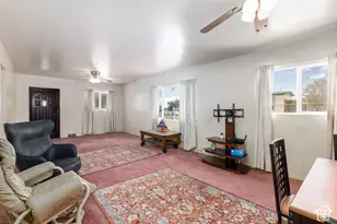 4806 S 2500 W, Roy, UT 84067 - Photo 10