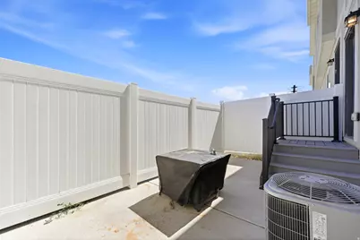 8446 W Beckville Dr S, Magna, UT 84044 - Photo 14