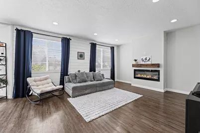 687 W Houston St, Stansbury Park, UT 84074 - Photo 6