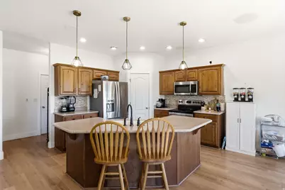 4691 E Decrescendo Dr, Eagle Mountain, UT 84005 - Photo 10