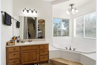 4691 E Decrescendo Dr, Eagle Mountain, UT 84005 - Photo 18