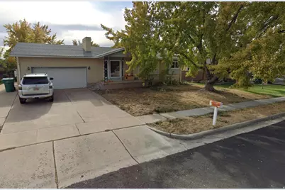 1269 W 200 N, Clearfield, UT 84015 - Photo 2
