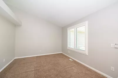 936 S Davis Creek Ln E, Farmington, UT 84025 - Photo 18