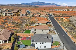 1033 N 2050 Cir E, Saint George, UT 84770 - Photo 44