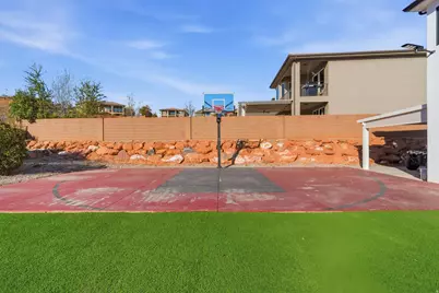 1033 N 2050 Cir E, Saint George, UT 84770 - Photo 40