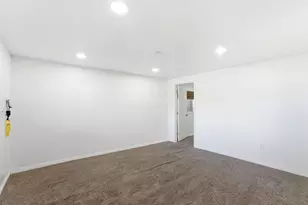3463 S 400 E, Bountiful, UT 84010 - Photo 34