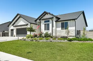 534 W Durfee St, Grantsville, UT 84029 - Photo 2