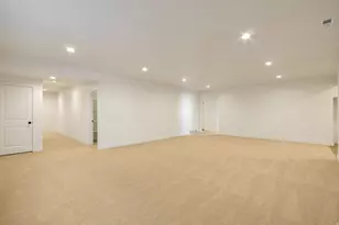 2136 N 725 W, Centerville, UT 84014 - Photo 34