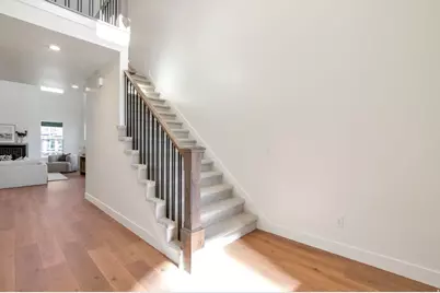 2136 N 725 W, Centerville, UT 84014 - Photo 4