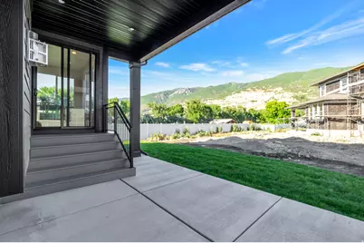 2136 N 725 W, Centerville, UT 84014 - Photo 40
