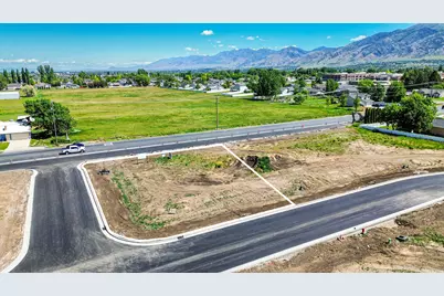 1145 W 3225 S #17, Perry, UT 84321 - Photo 2