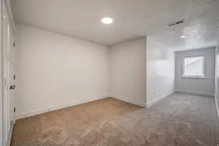 4642 W Hemsworth Ln, Riverton, UT 84096 - Photo 24