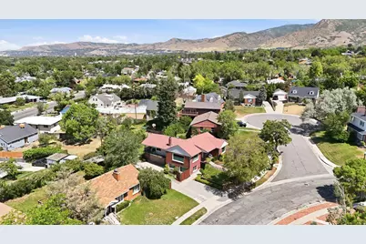 2337 E Logan Cir, Salt Lake City, UT 84108 - Photo 38