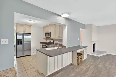 2337 E Logan Cir, Salt Lake City, UT 84108 - Photo 10