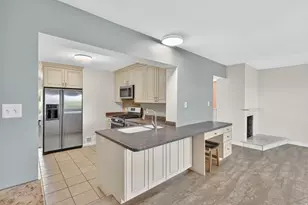 2337 E Logan Circle, Salt Lake City, UT 84108 - Photo 10