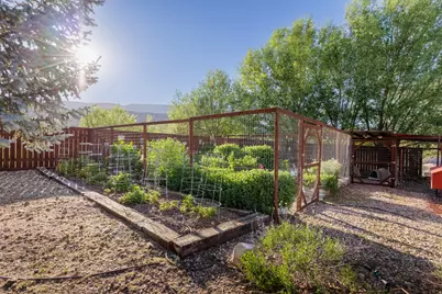 180 S 200 W, Wales, UT 84667 - Photo 10