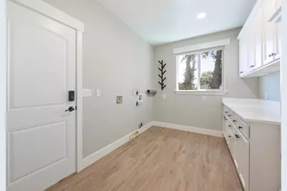 180 S 200 W, Wales, UT 84667 - Photo 32
