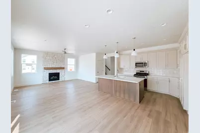 609 W 2030 N #16, Tooele, UT 84074 - Photo 4