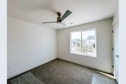 609 W 2030 N #16, Tooele, UT 84074 - Photo 8