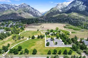 9970 S Summit View Dr E, Sandy, UT 84092 - Photo 4