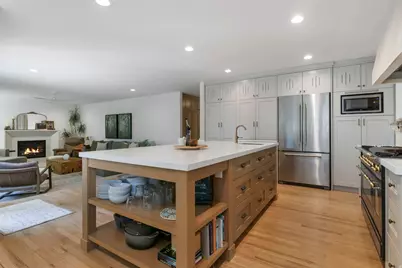 9970 S Summit View Dr E, Sandy, UT 84092 - Photo 16