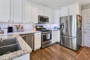 3203 W Prairie Grass Dr, Lehi, UT 84043 - Photo 4