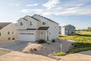 2250 S Beachcomber Ln, Garden City, UT 84028 - Photo 1