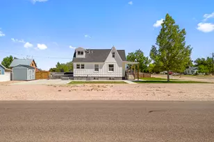 90 S 200 W, Fillmore, UT 84631 - Photo 6