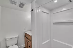 206 S 100 W, Bountiful, UT 84010 - Photo 22