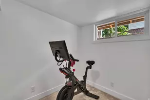 206 S 100 W, Bountiful, UT 84010 - Photo 20