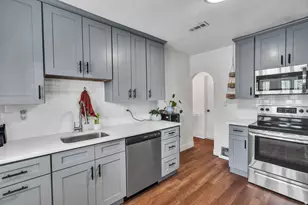 206 S 100 W, Bountiful, UT 84010 - Photo 12