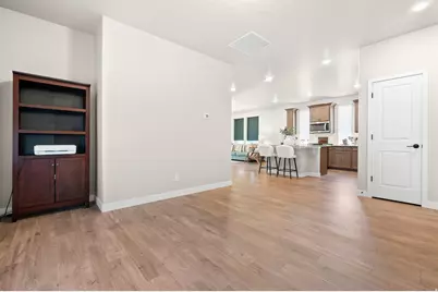 6031 W Mount Airy Dr, South Jordan, UT 84009 - Photo 14