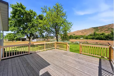9664 E 400 S, Huntsville, UT 84317 - Photo 36