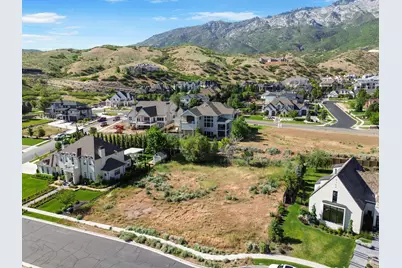 381 E Watkins Cir, Alpine, UT 84004 - Photo 2