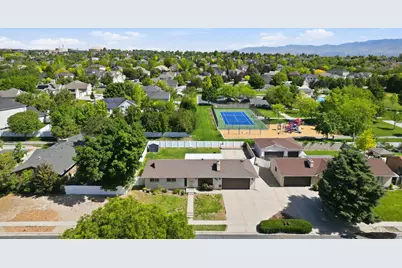 2976 W 6620 S, West Jordan, UT 84084 - Photo 36