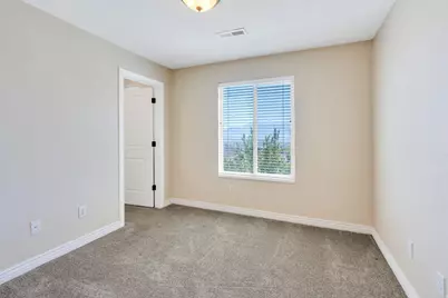 6957 N Comanche St, Eagle Mountain, UT 84005 - Photo 30