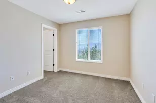 6957 N Comanche St, Eagle Mountain, UT 84005 - Photo 30