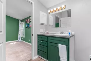 247 Hidden Dr, Sandy, UT 84070 - Photo 20