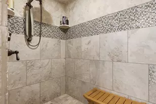 10338 S Venenzia Way W, South Jordan, UT 84095 - Photo 40